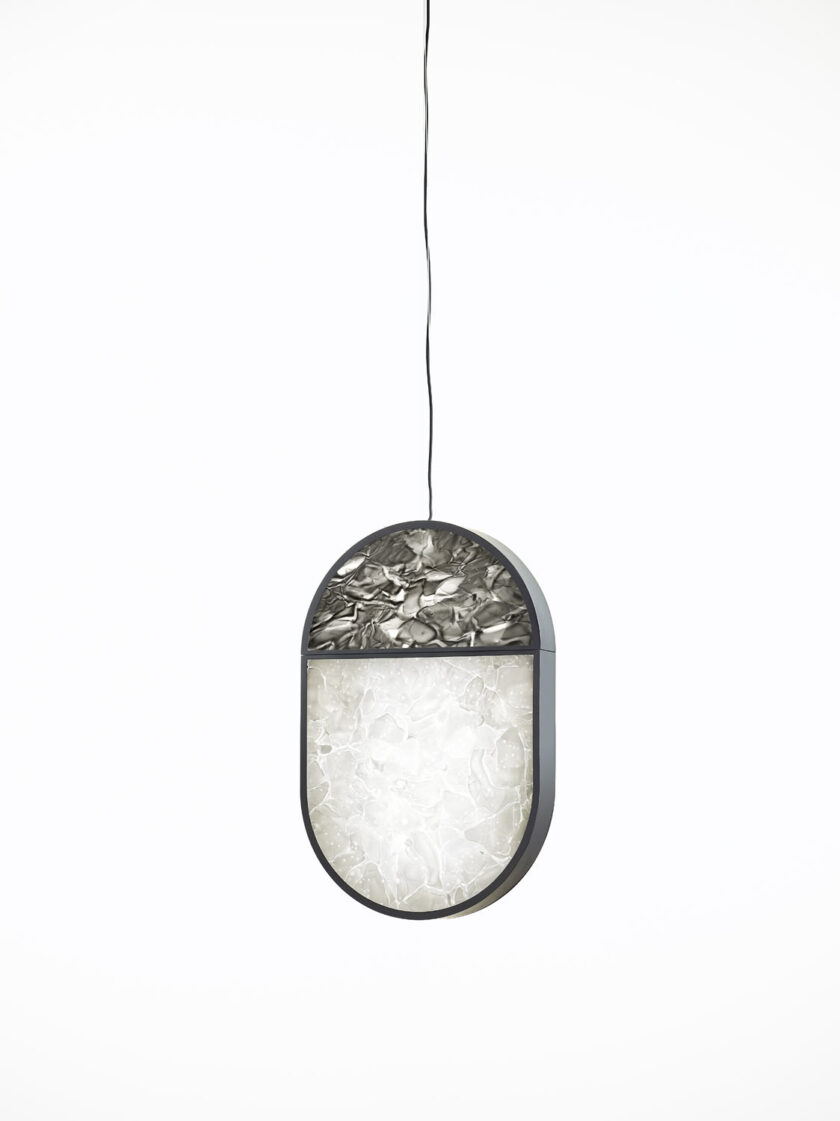 Geometric Oval Full Top Pendant